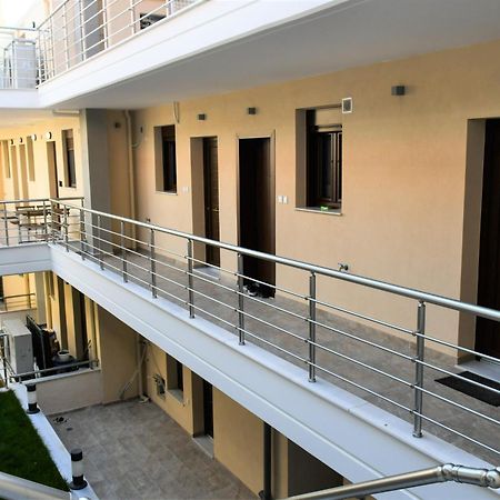 Comfy And Stylish Apt2 Ioánina Exterior foto