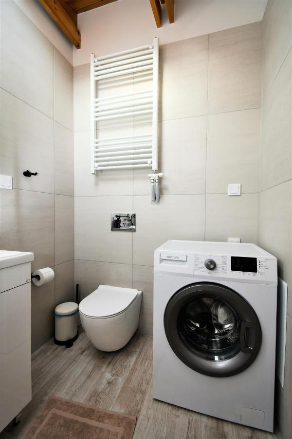Comfy And Stylish Apt2 Ioánina Exterior foto